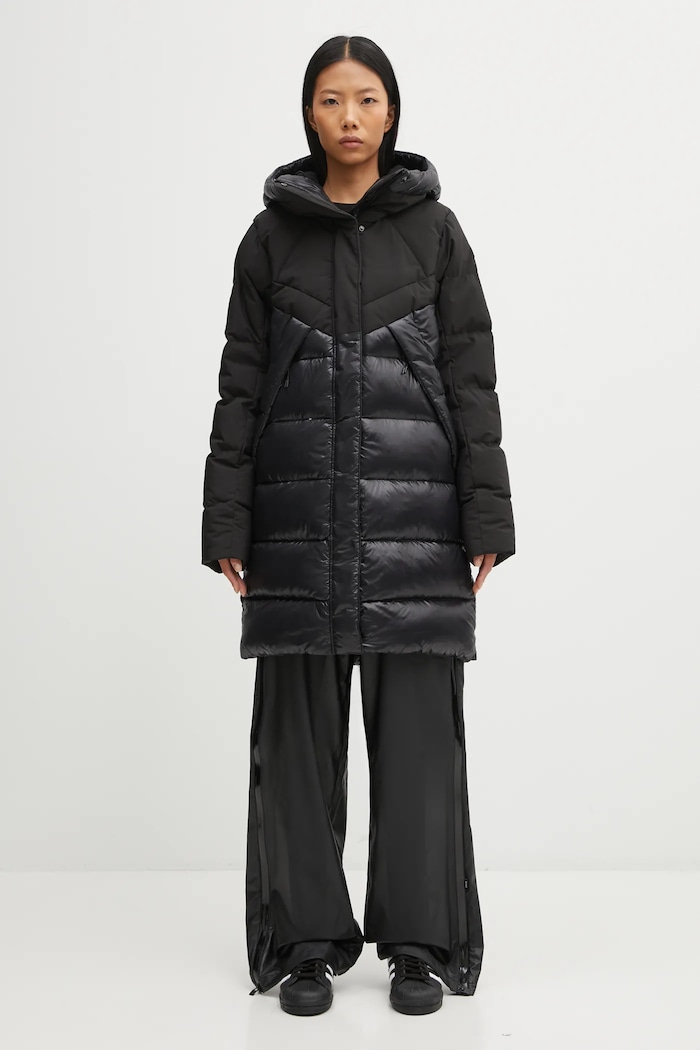 Páperová bunda Helly Hansen W WINTER BLISS DOWN PARKA čierna 54461