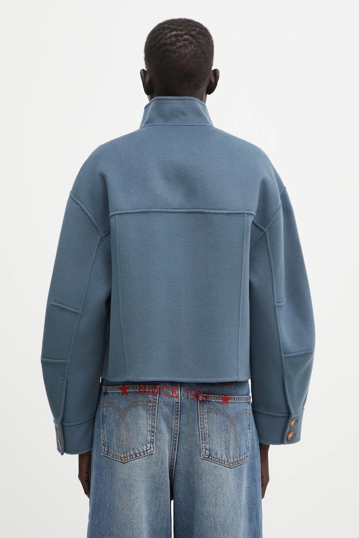 Одежда Maison Kitsuné Шерстяная куртка-бомбер Maison Kitsuné Double Face Cropped PW02118WQ4067 тёмно-синий