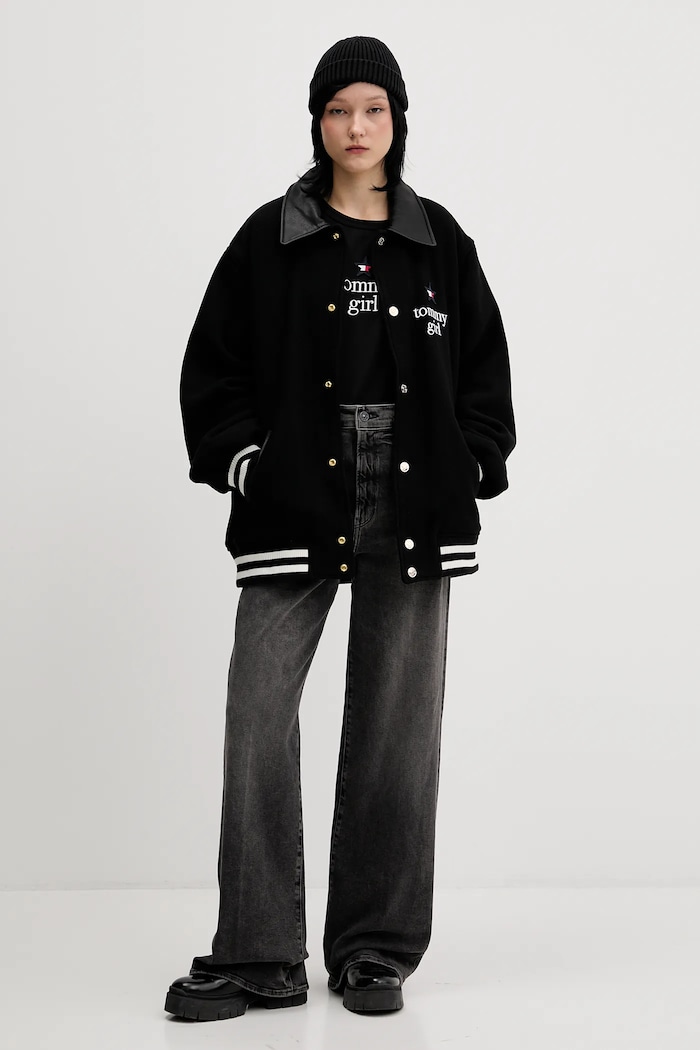 Tommy Jeans jachetă din amestec de lână DN0DN00093 negru AW25