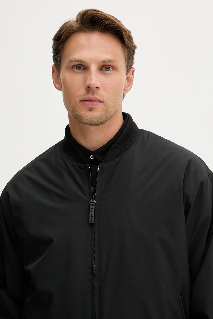Calvin Klein geacă bomber LV04LC513G negru