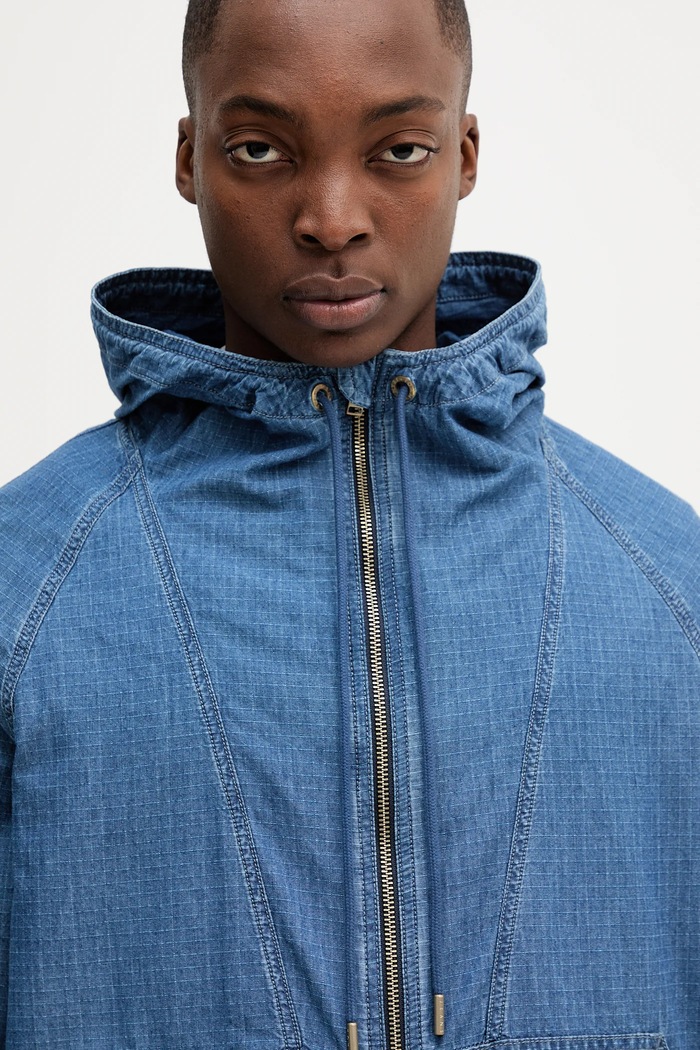 Džínová bunda Tommy Jeans námořnická modř DM0DM21243