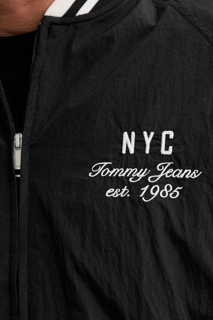 Bomber bunda Tommy Jeans DM0DM21668 černá