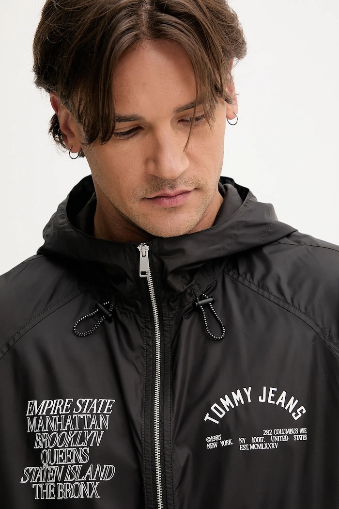 Tommy Jeans kurtka czarny DM0DM21679