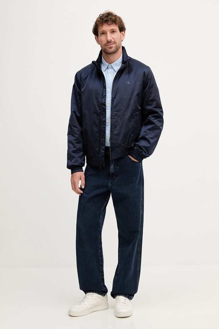 Bunda Calvin Klein Jeans LV04RC516G tmavomodrá SS26