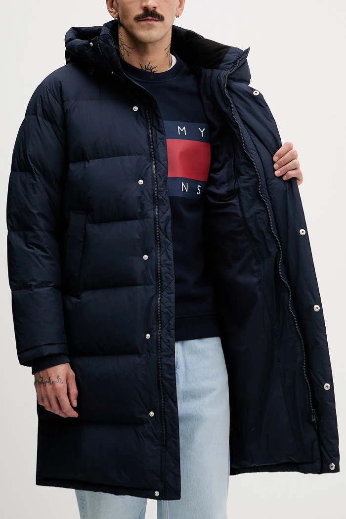 Tommy Jeans geacă de puf DM0DM22250 bleumarin