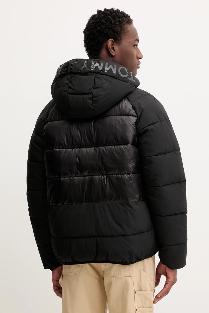 Îmbrăcăminte Tommy Jeans geacă DM0DM22034 negru