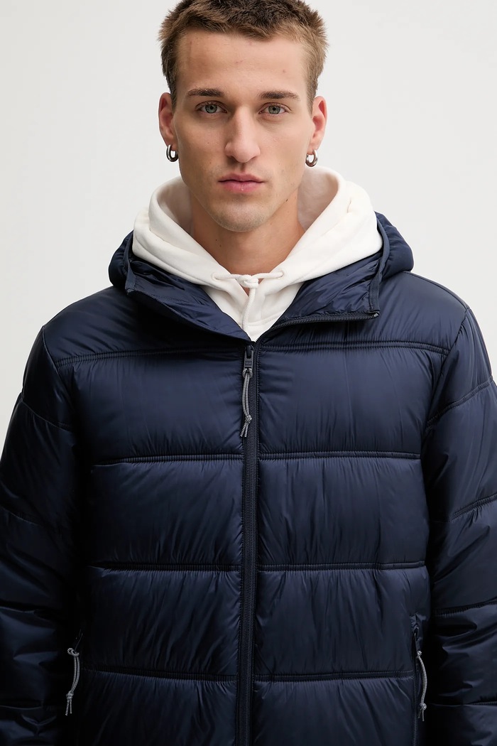 Bunda Tommy Jeans tmavomodrá DM0DM22044