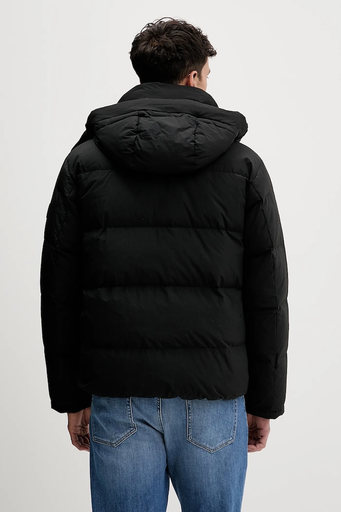 Oblečenie Páperová bunda Tommy Jeans DM0DM22255 čierna