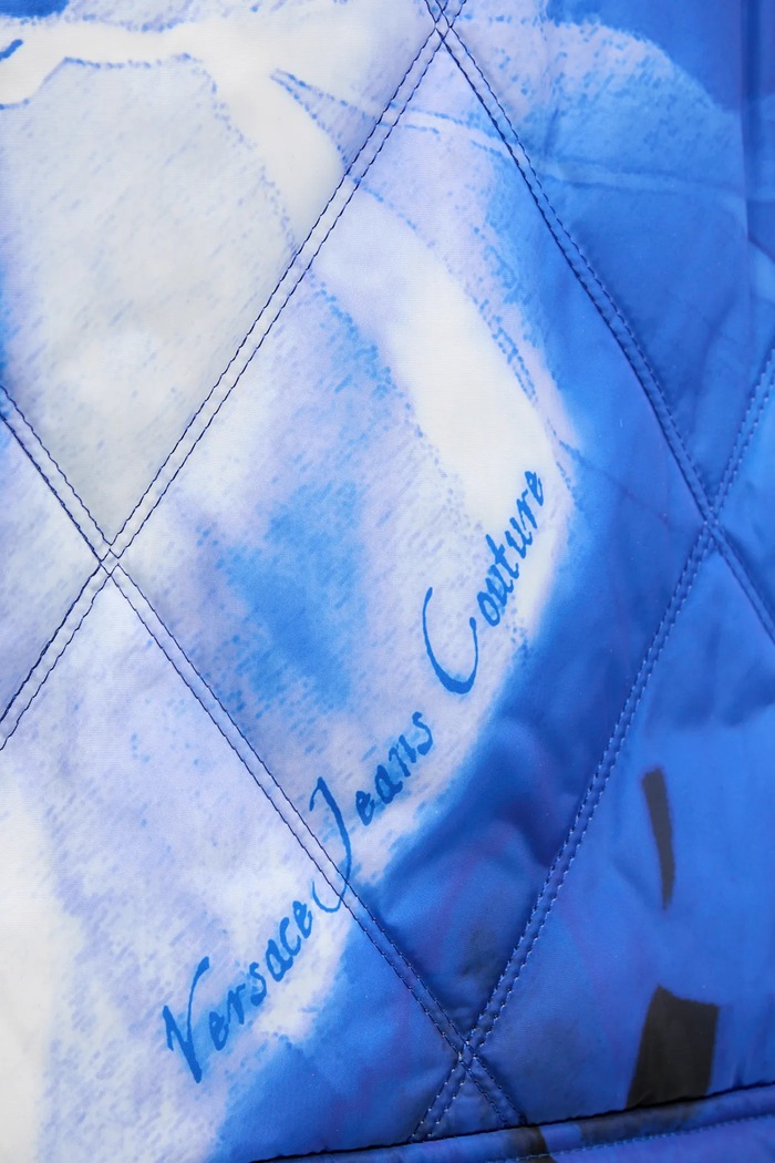 Oboustranná bunda Versace Jeans Couture 79GASD17.CQ17D