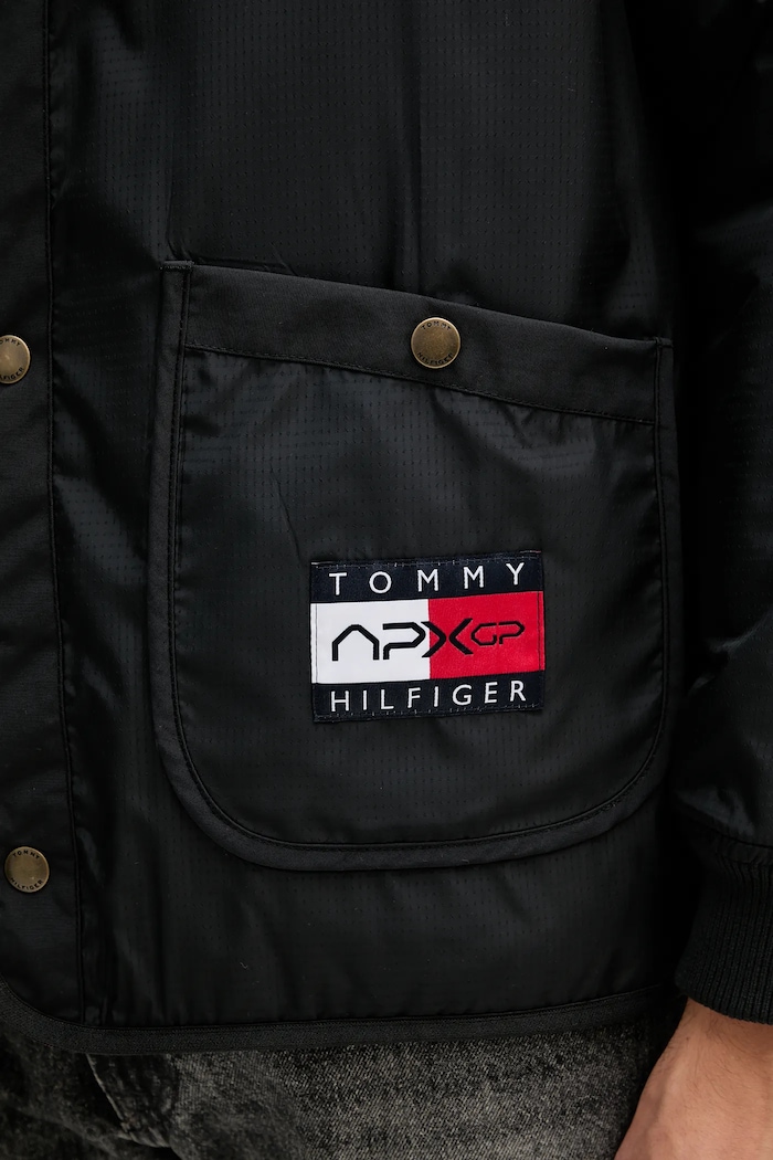 Oboustranná bunda Tommy Hilfiger x F1 THE MOVIE MW0MW41369