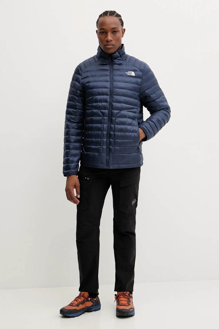 Turistická bunda The North Face Huila NF0A85AE8K21 tmavomodrá AW25