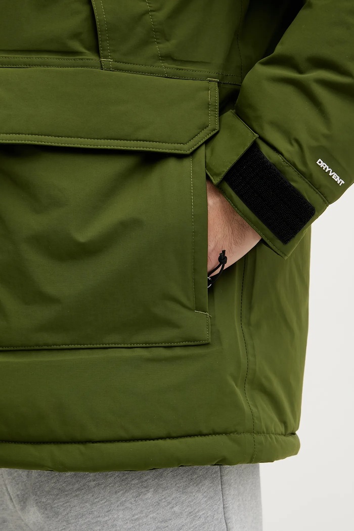 The North Face geacă de puf McMurdo NF0A5GJFBRI1