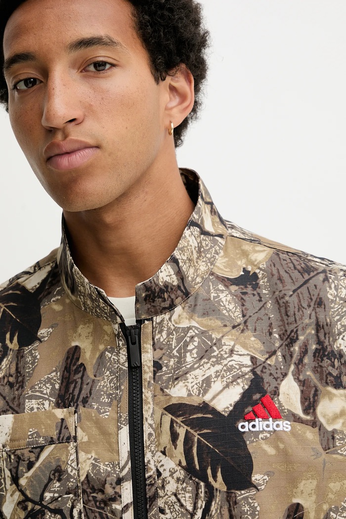 Памучен елек adidas Originals OG Camo Vest бежов KD6258