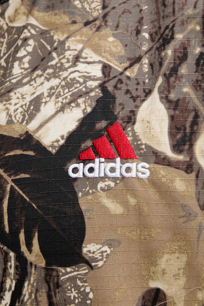 Памучен елек adidas Originals OG Camo Vest KD6258 бежов
