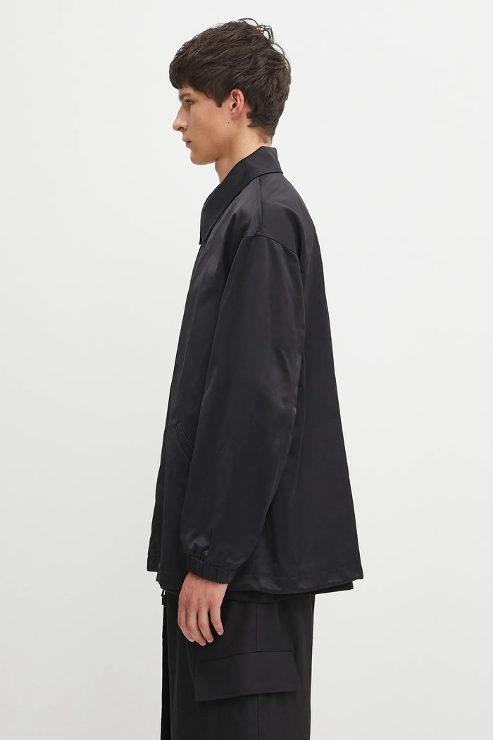 Y-3 kurtka Graphic Coach JW4626 czarny AW25