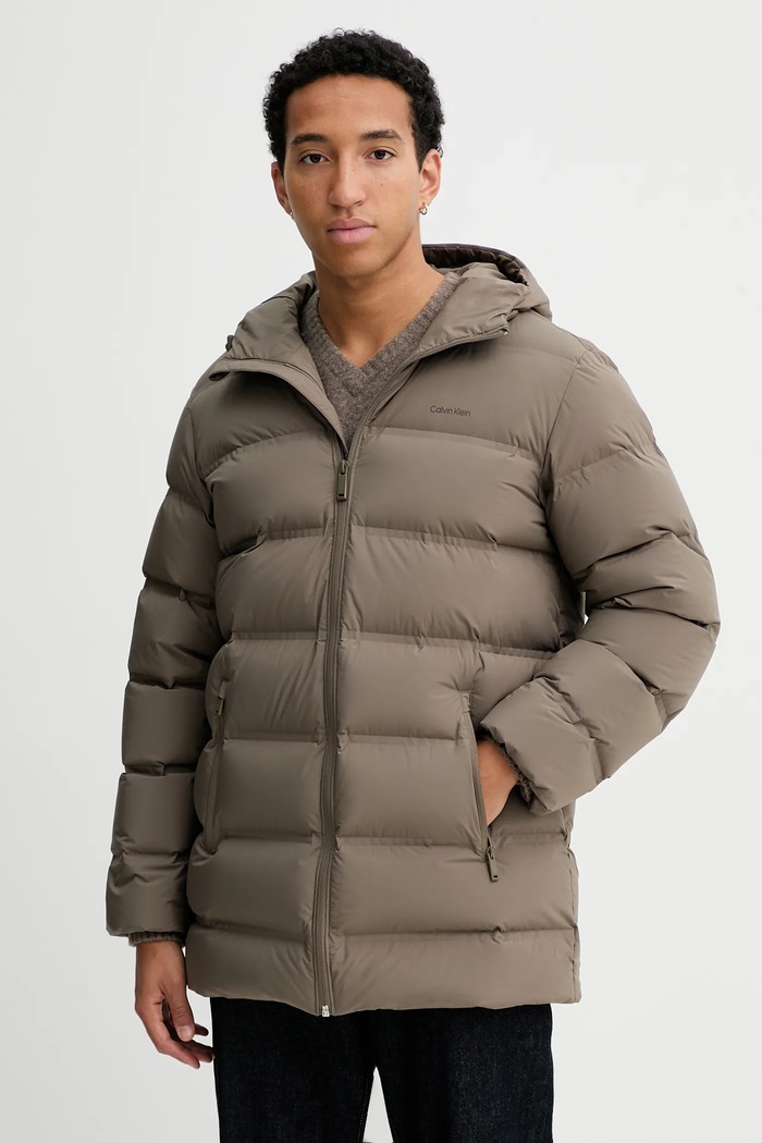 Páperová bunda Calvin Klein zateplené hnedá LV04LD516G