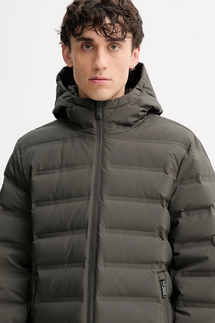 Páperová bunda Calvin Klein LV04LD521G zelená