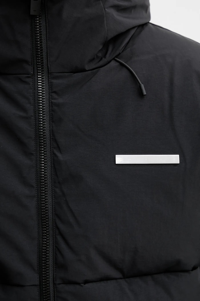 Péřová bunda Heliot Emil AW25.M.02.093.BLK01.CO černá