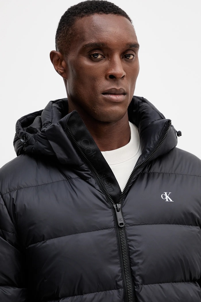 Calvin Klein Jeans kurtka puchowa czarny LV04RC518G
