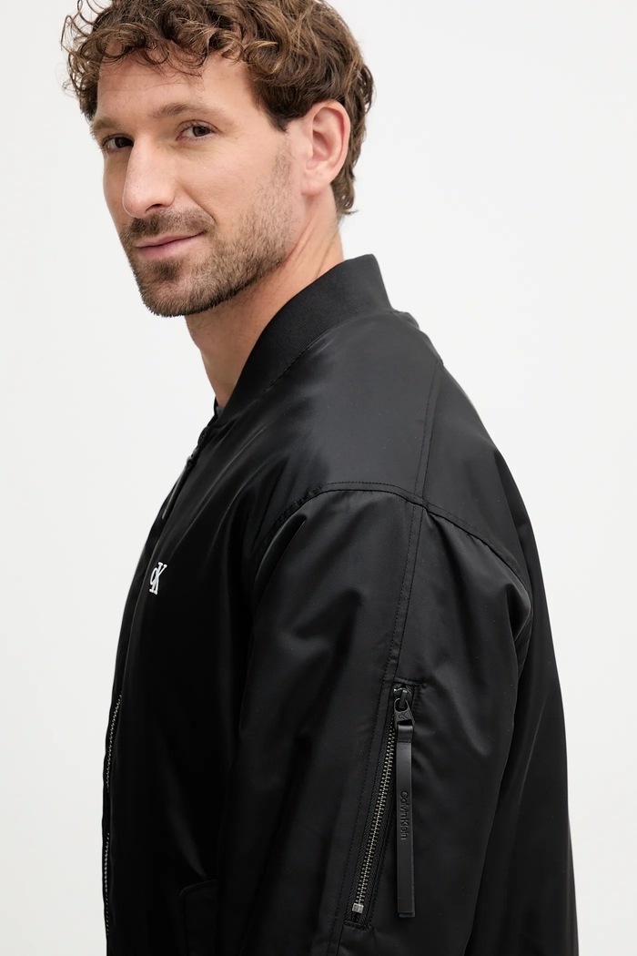 Calvin Klein Jeans geacă bomber negru LV04RC526G