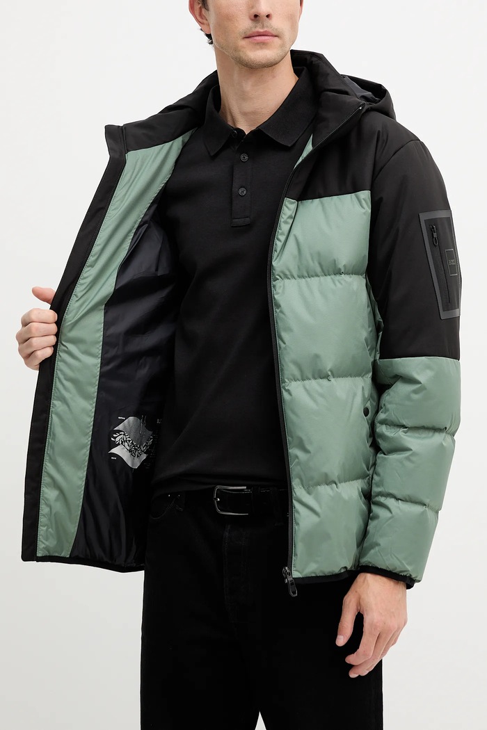 Μπουφάν με επένδυση από πούπουλα BOSS Green Bashinah 50548693