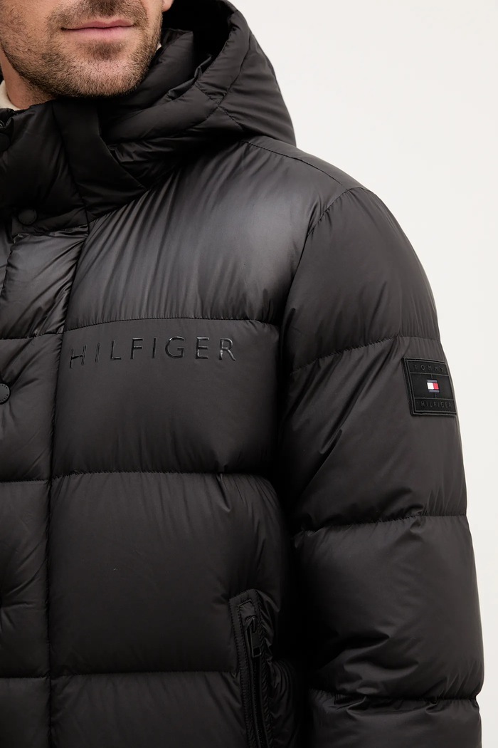 Páperová bunda Tommy Hilfiger MW0MW40613 čierna