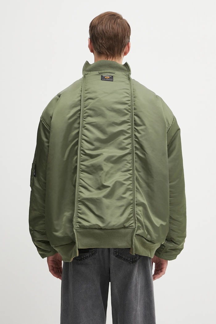 Obojstranná bunda bomber VETEMENTS x Alpha Industries Cut-Up Bomber UH76BO450GO