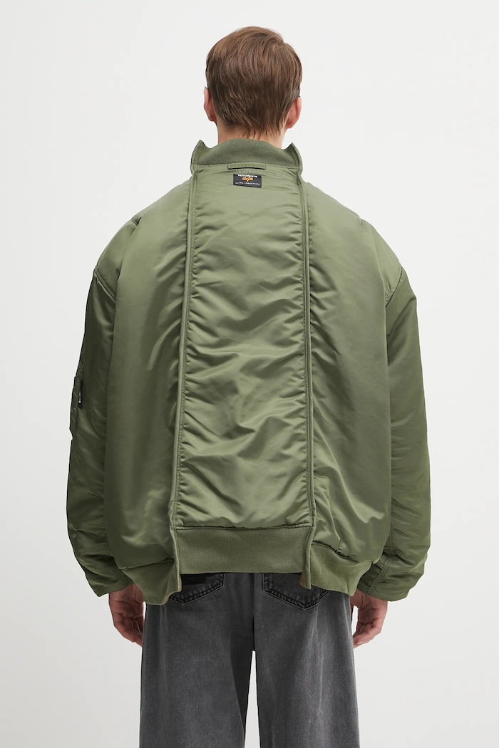 Obojstranná bunda bomber VETEMENTS x Alpha Industries Cut-Up Bomber UH76BO450GO