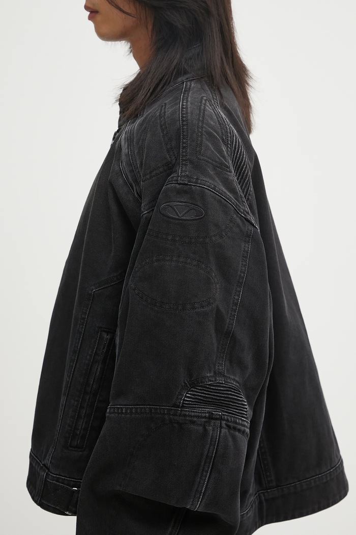 Rifľová bunda VETEMENTS Racing Denim UH76DJ900B2 čierna
