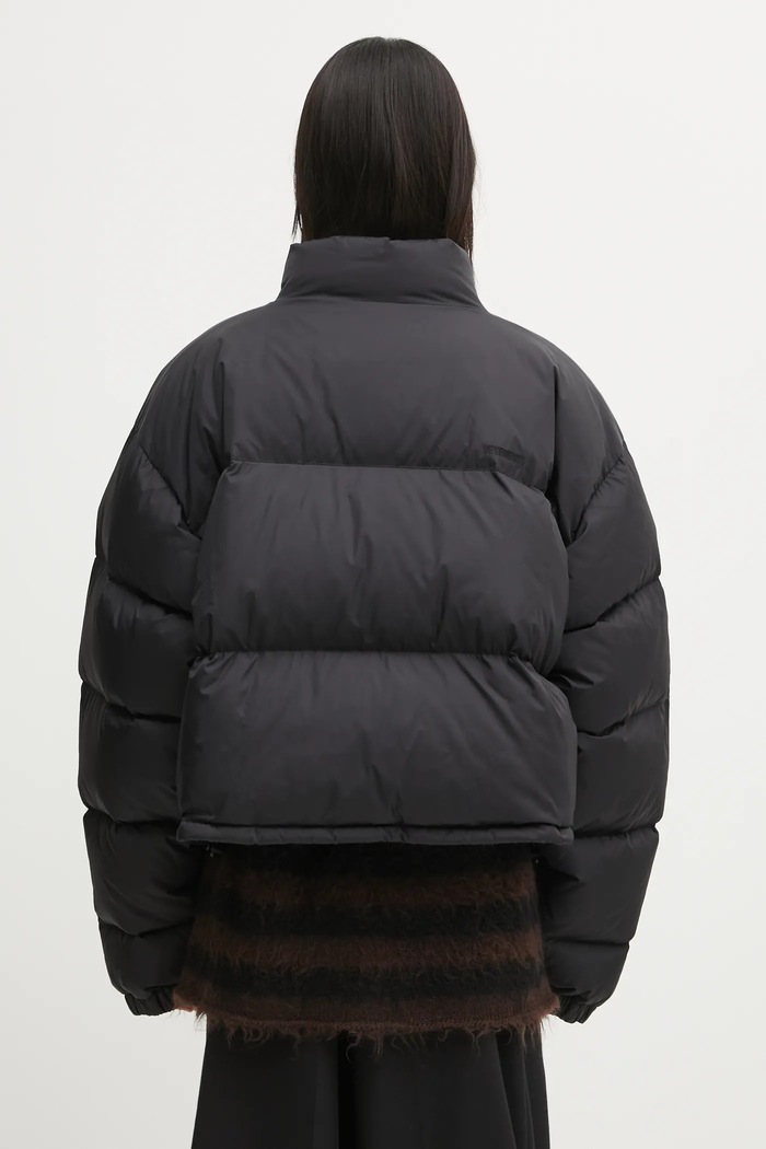 Abbigliamento VETEMENTS piumino Double Logo Boxy Puffer UH76PU220BB nero