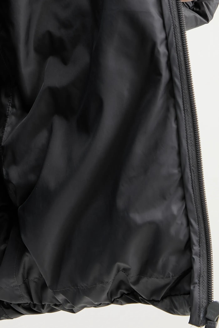 adidas rövid kabát Essentials Climawarm JM8399