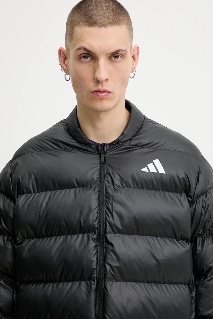 adidas rövid kabát Essentials Climawarm fekete JV7718