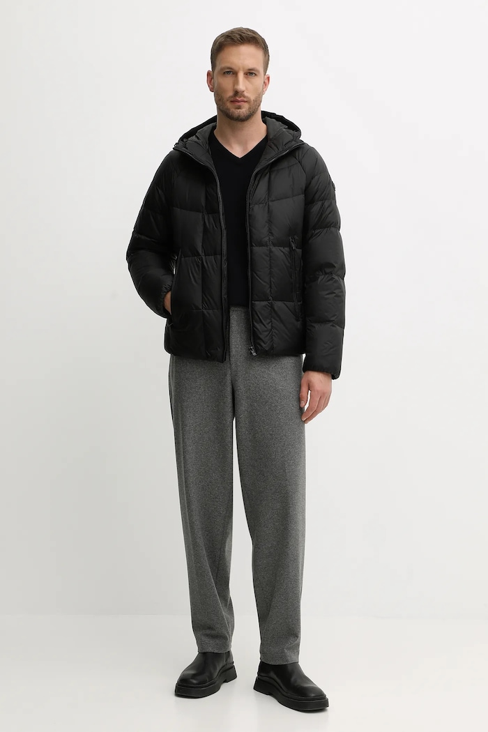 BOSS pehelydzseki 50549303 fekete AW25