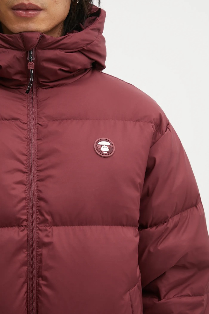 Páperová bunda AAPE 29.5" Now burgundské AAPDNM7725XXP