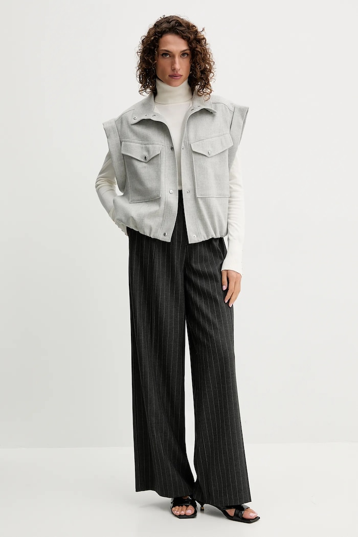 Αμάνικο με προσθήκη μαλλιού BOSS Orange Bashinah 50547683 γκρί AW25
