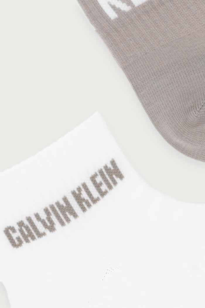 Calvin Klein Ponožky pánske s bavlnou 3-pak 701234208 hnedá SS26