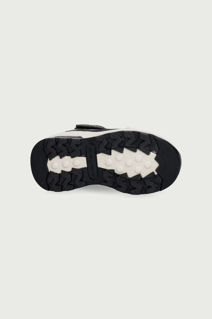 STORM BLAZER - DRIZZLE SQUAD sneakersy dziecięce Skechers czarny 406377N