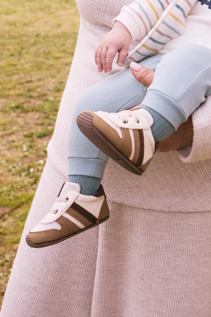 Mayoral Newborn scarpine per neonato/a tessile marrone 9953.1Q.Newborn.9BYA
