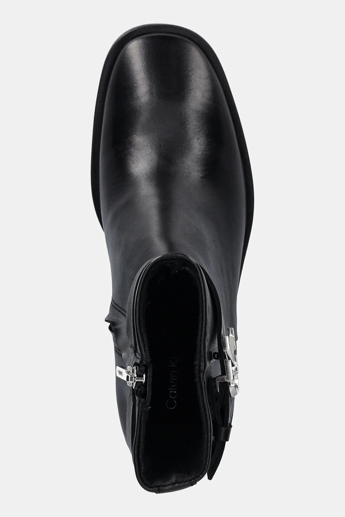 Kožené členkové topánky Calvin Klein BLOCK HEEL BOOT W/ METAL LOGO čierna HW0HW02591