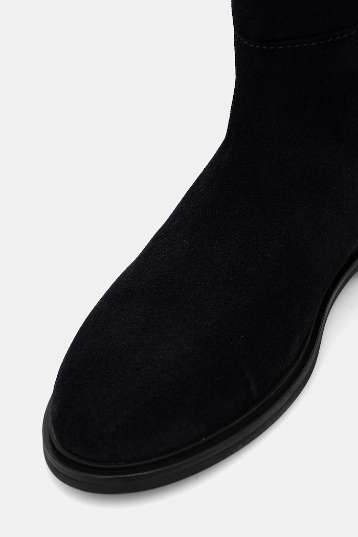 Semišové čižmy Tommy Hilfiger FLAG SUEDE LONG BOOT tmavomodrá FW0FW08779