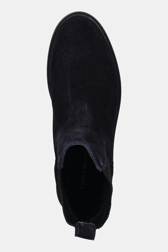 Semišové topánky chelsea Tommy Hilfiger FLAG SUEDE CHELSEA BOOT tmavomodrá FW0FW08780