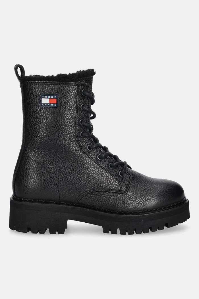 Kožené členkové topánky Tommy Jeans TJW URBAN LACEUP BOOT WL EN0EN02906 čierna NC25