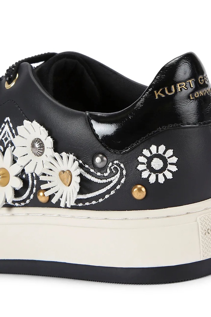 Tenisky Kurt Geiger London Laney Flower černá 4367905109.BLKCOMB