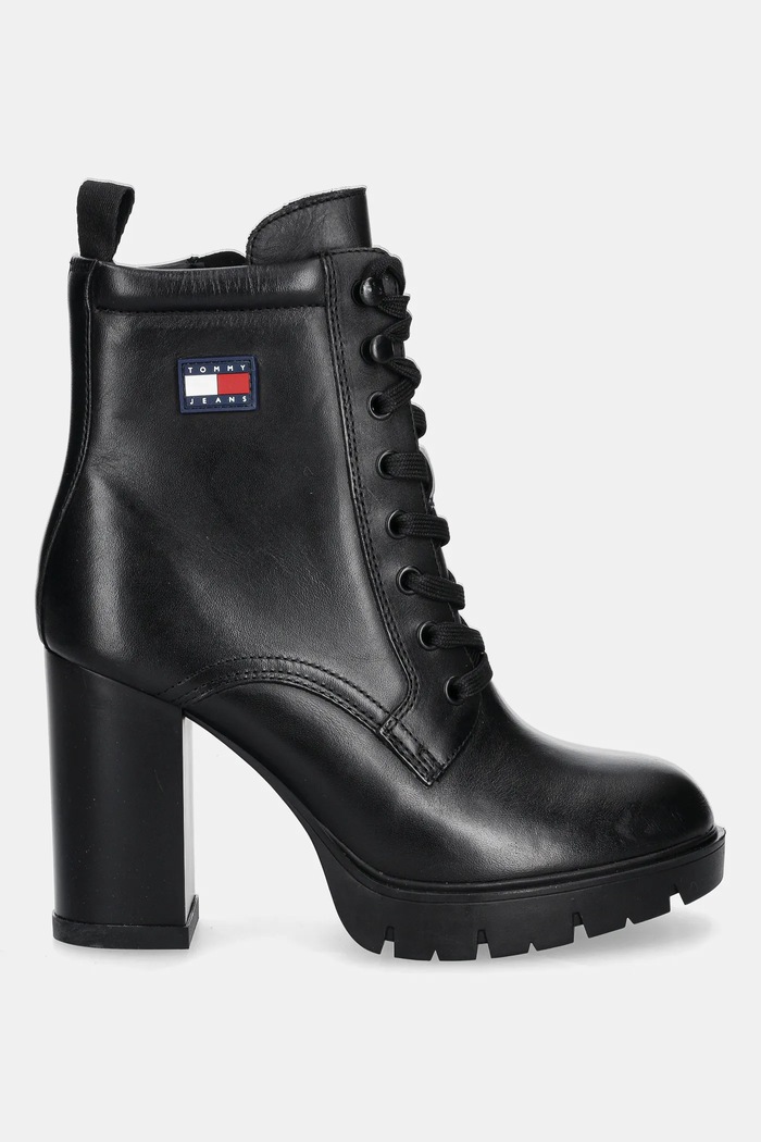 Kožené členkové topánky Tommy Jeans TJW HEEL LACE UP BOOT EN0EN02832 čierna AW25