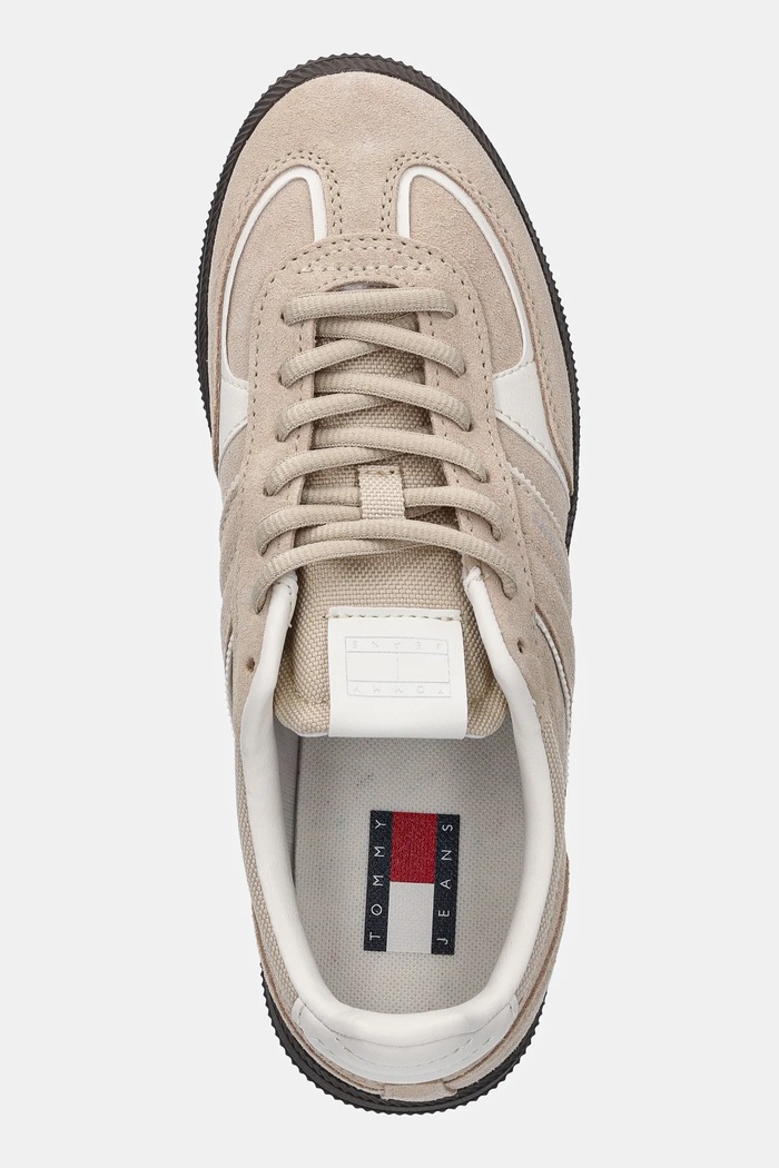 Велурени маратонки Tommy Jeans THE GREENWICH EDGE бежов EN0EN02838