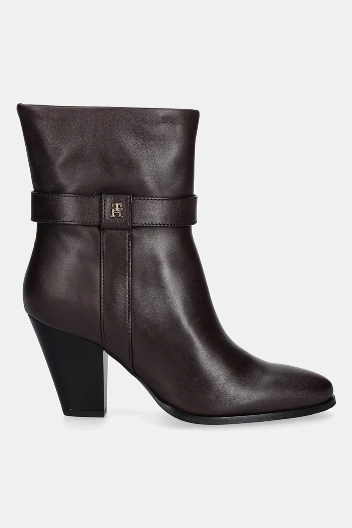 Kožené členkové topánky Tommy Hilfiger TH T-STRAP LEATHER POINTY BOOTIE FW0FW08984 hnedá AW25