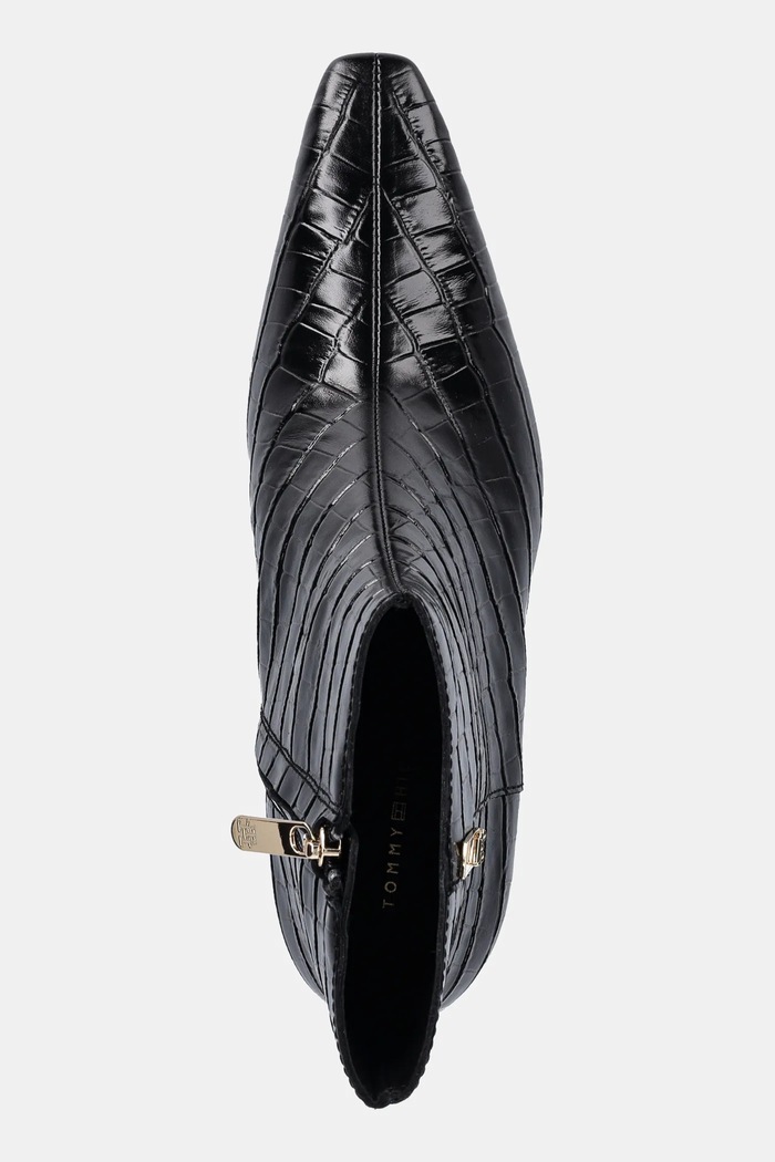 Kožené kotníkové boty Tommy Hilfiger TH SQUARE TOE CROC KITTEN BOOTIE černá FW0FW09162