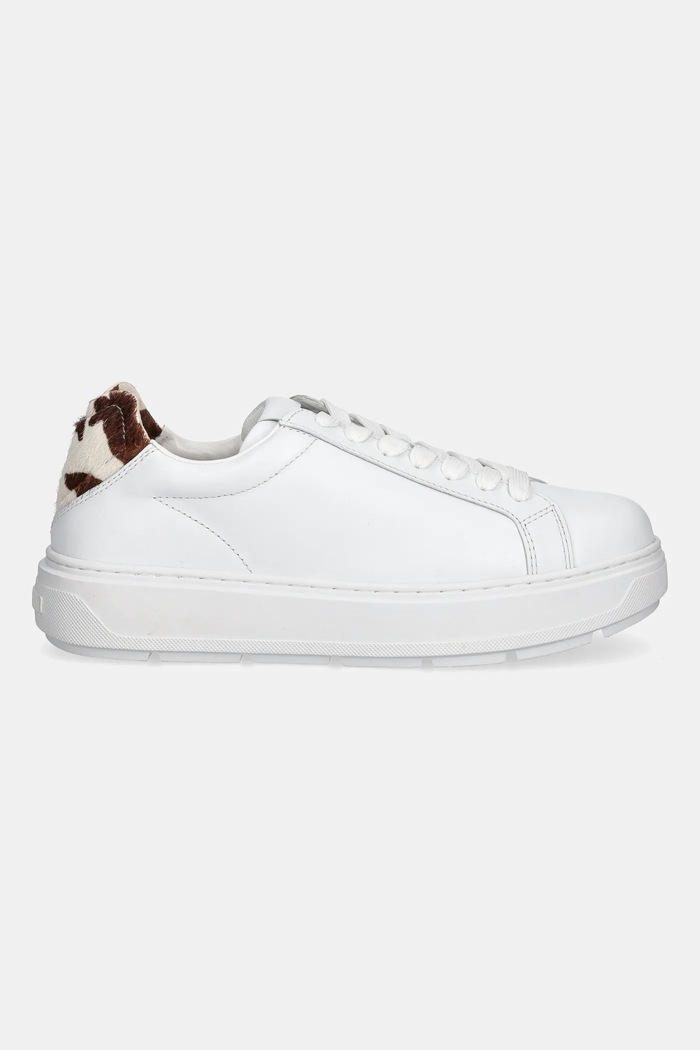 Love Moschino sneakersy skórzane JA15174G1NIA810A biały AW25