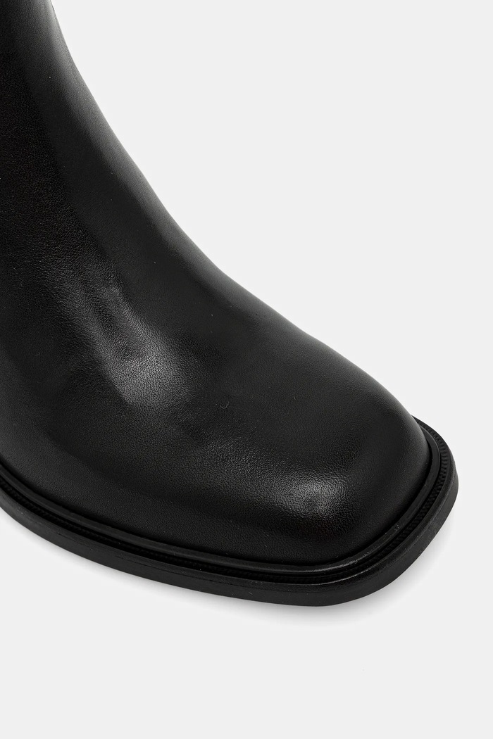 Vagabond Shoemakers kozaki skórzane MERYL czarny 6047.001.20