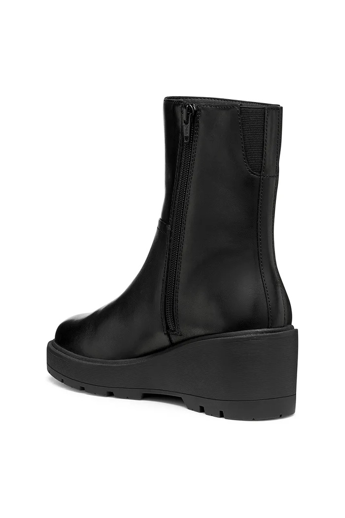 Kožené kotníkové boty Geox D MIEREILLE černá D563VA.00043.C9999